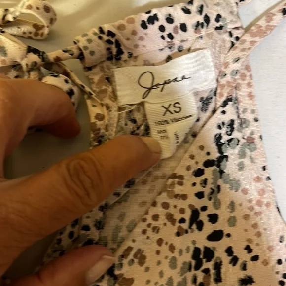 Assorted XS Tops (5) - Picture 5 of 11